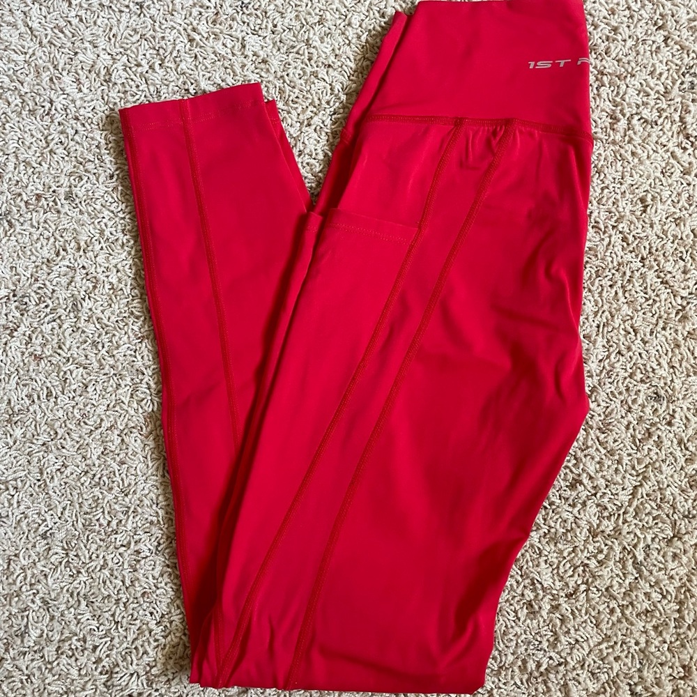 **SOLD** 1st Phorm Venture Leggings